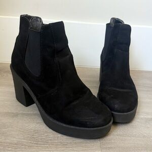 Topshop Black Faux Suede Platform Block Heel Chelsea Boots | Size 6